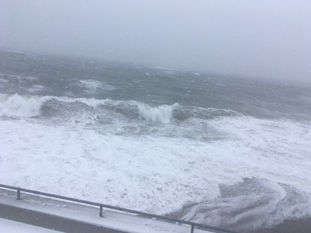 Winthrop Beach from the sea wall looking east. Visibility obscured by heavy snow, East wind 40 mph.  Photo: Weatherboy