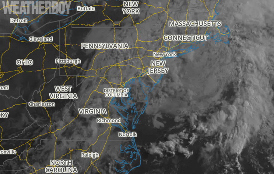 Current satellite image of the Mid Atlantic area shows mostly cloudy skies.  Image: Weatherboy.com