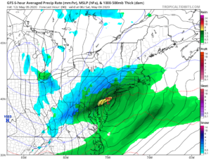 The American GFS computer forecast model depicts rain and snow moving through the northeast around midnight, late Friday night / early Saturday morning. Image: tropicaltidbits.com