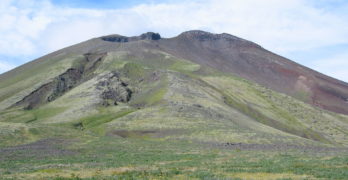 View of the eastern cone of Mount Cerberus in the Semisopochnoi caldera. Image: USGS / AVO / C. A. Neal
