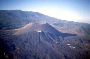 View of the Paricutin Volcano captured in 1997. Image: Jim Luhr / Smithsonian Institution