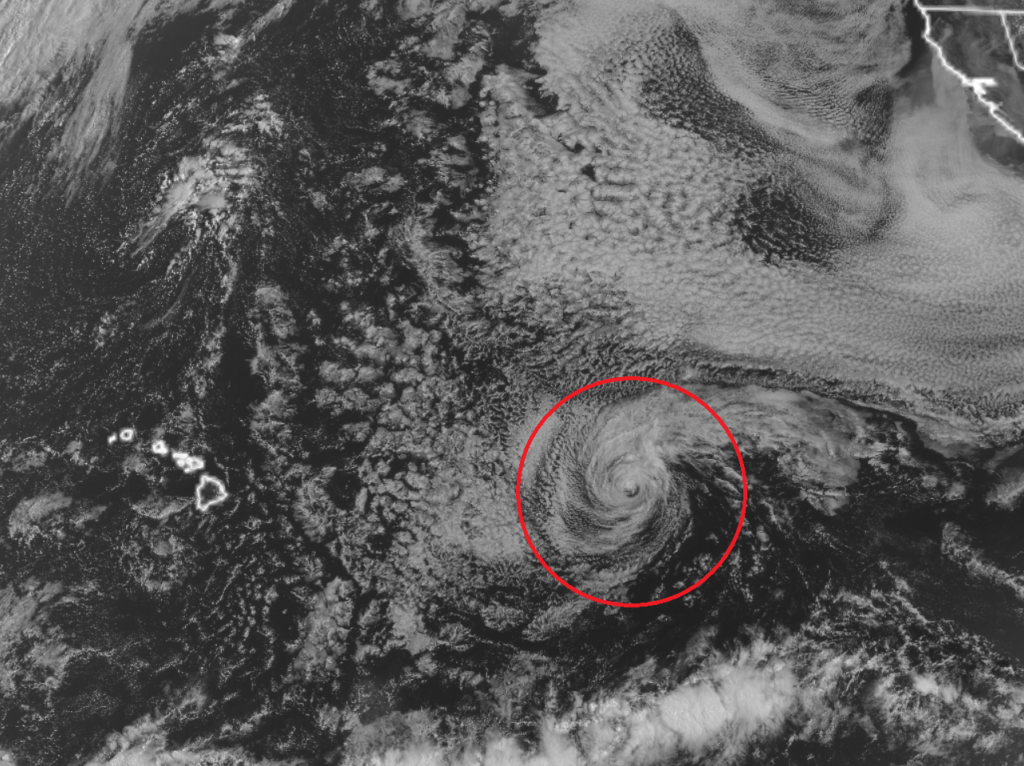 Linda is east of Hawaii. Image: NOAA
