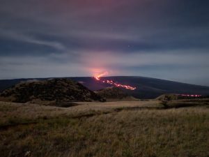 Lava flows down the slopes of Mauna Loa during the last full day of the active eruption earlier in December 2022. Image: Weatherboy