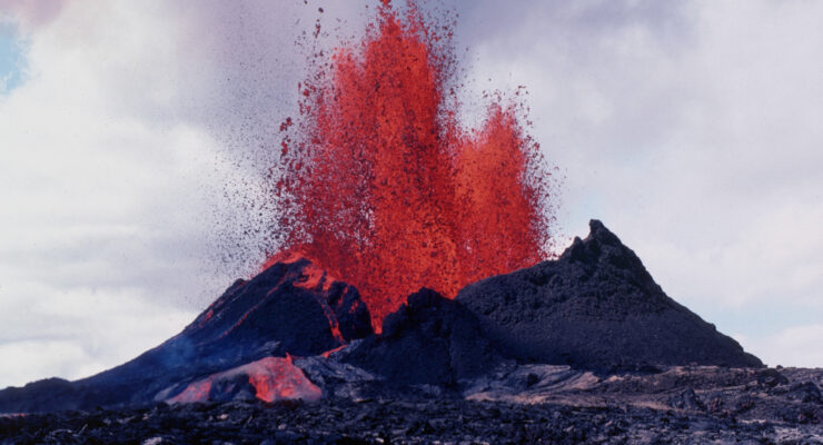 In 1983, Pu'u O'O'o at Kilauea Volcano erupted, sending this fountain of lava 150 feet into the air. While Kilauea isn't erupting now, signs suggest that could soon change. Image: J.D. Griggs/ USGS