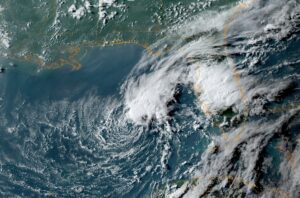 Most of Tropical Storm Arlene's thunderstorms are to the north and east of the circulation center, which is over the Gulf of Mexico. Image: NOAA
