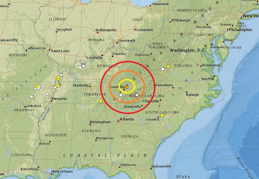 Each dot on this map represents the epicenter of an earthquake measured by USGS in the last 30 days; the orange dot surrounded by colored concentric circles reflects the latest earthquake to strike Tennessee today. Image: USGS