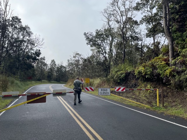 Park rangers have re-opened the Chain of Craters Road and nearby areas inside Hawaii Volcanoes National Park now that it appears a seismic crisis has passed. Image: NPS
