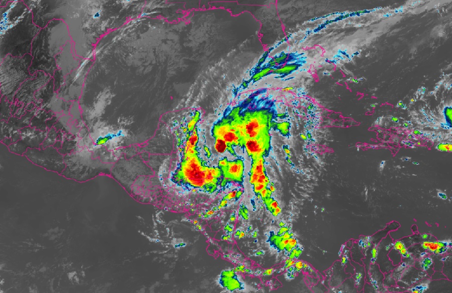 The area in the northwestern Caribbean Sea is getting better organized. Image: NOAA