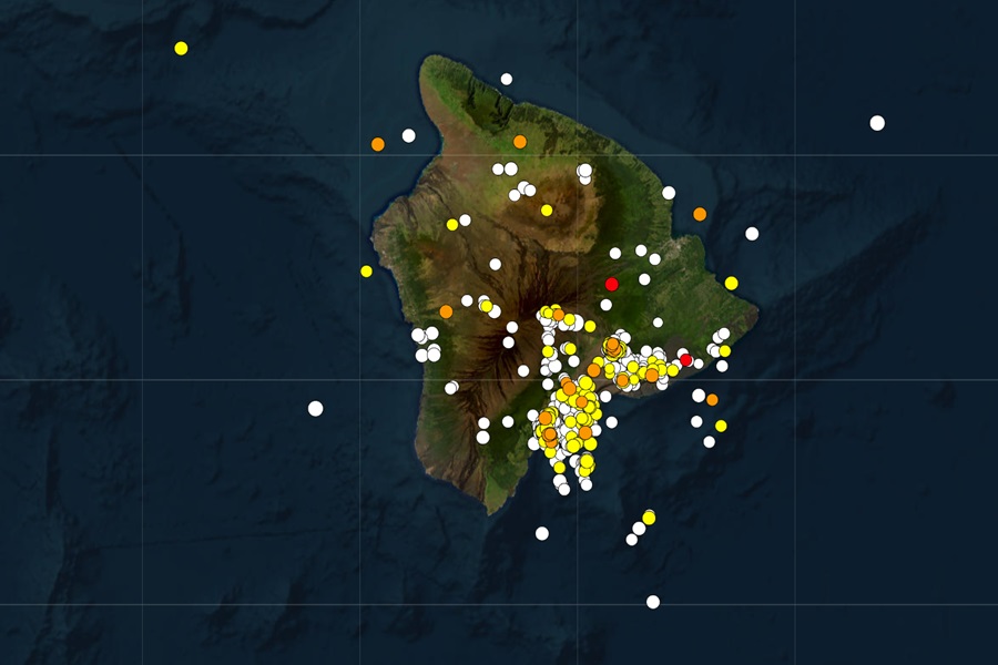 Each dot reflects the epicenter of an earthquake around the Big Island of Hawaii over the last 30 days; most have been on the eastern side of the island where the Kilauea Volcano is.  Image: USGS