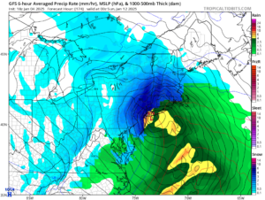 The latest runs from the American GFS computer forecast model depict a significant snowstorm with blizzard conditions possible across the northeast next weekend. Image: tropicaltidbits.com