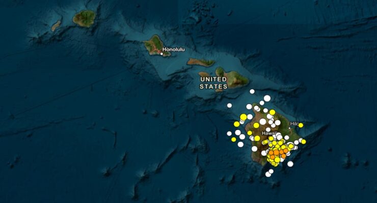 Each dot represents the epicenter of an earthquake that was magnitude 1.5 or greater in Hawaii over the last 30 days, with white dots reflecting the oldest quakes and orange dots reflecting the newest. Image: USGS