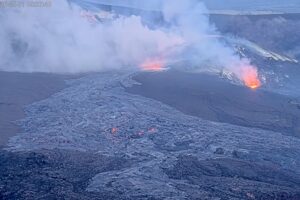Latest webcam view of the Kilauea Volcano on the Big Island Hawaii that appears to be on the verge of another significant eruption event. Image: USGS / HVO