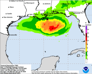 With sheer, much of the precipitation from the storm should remain over the Gulf of America moreso than over land. Image: NHC / WPC