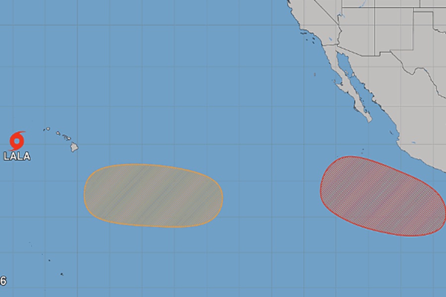 The areas in orange and red could give birth to new tropical cyclones in the coming days, according to the National Hurricane Center. Image: NHC