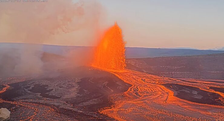USGS webcams show the current eruption at Kilauea Volcano on the Big Island of Hawaii with a significant fountain of lava shooting molten rock over 700 feet into the air at times. Image: USGS